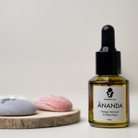 ĀNANDA Aromatherapy Set